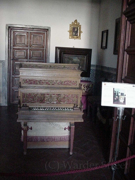 Felipe Ii Piano.jpg